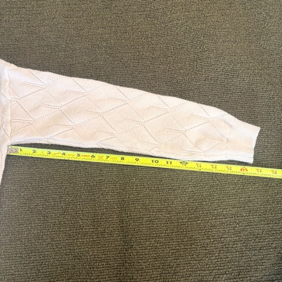 Willow & Wind Embroidered Cropped Sweater - Picture 7 of 9